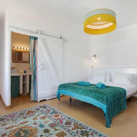 Villa Alfonso New, With Local Traditional Style *