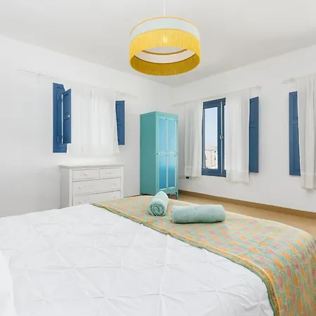 Villa Alfonso New, With Local Traditional Style *